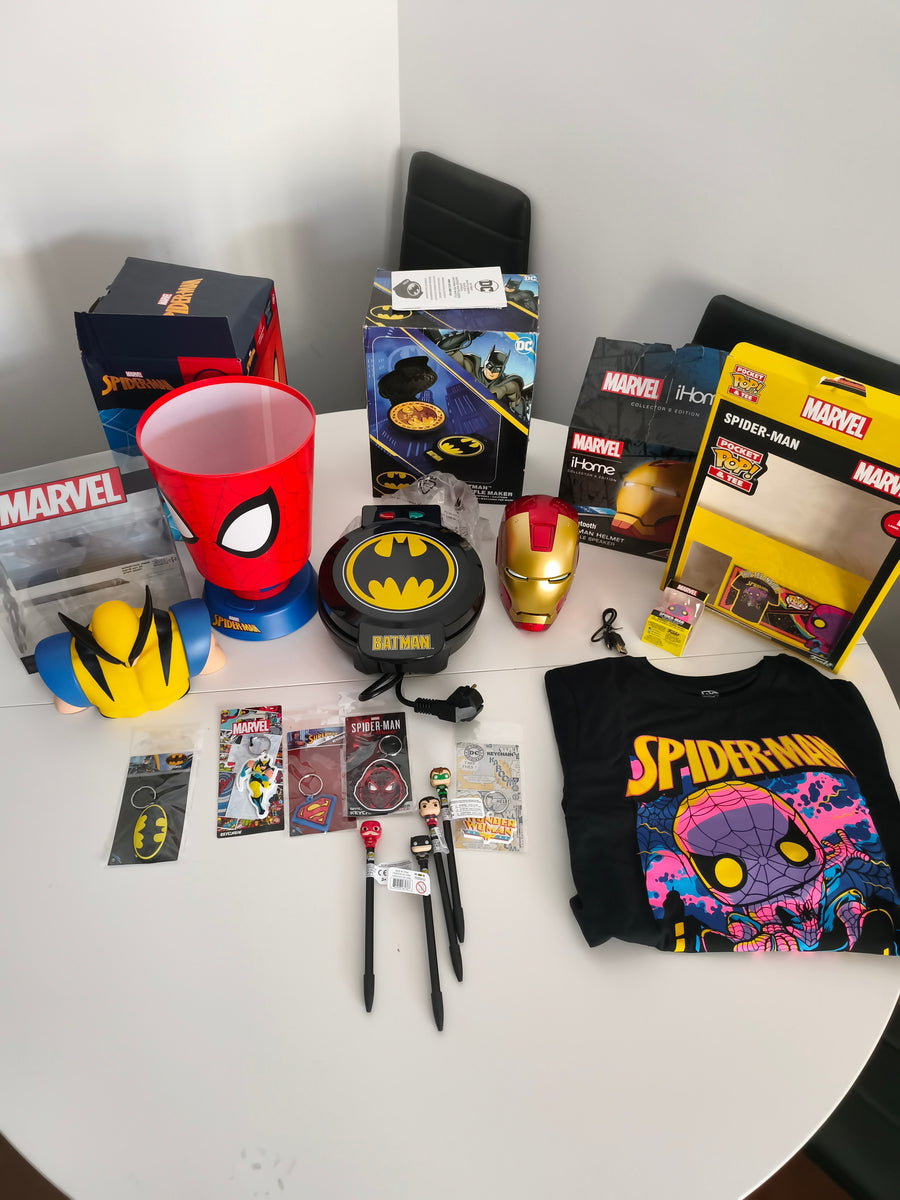 Caja Universo Superhéroes | Lucky Blox
